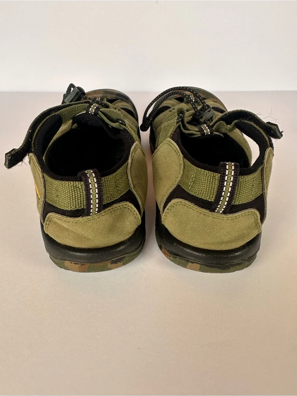 KEEN Newport H2 Camo Water Sandals Kids Size 5 Olive Green Hiking Shoes 1014259